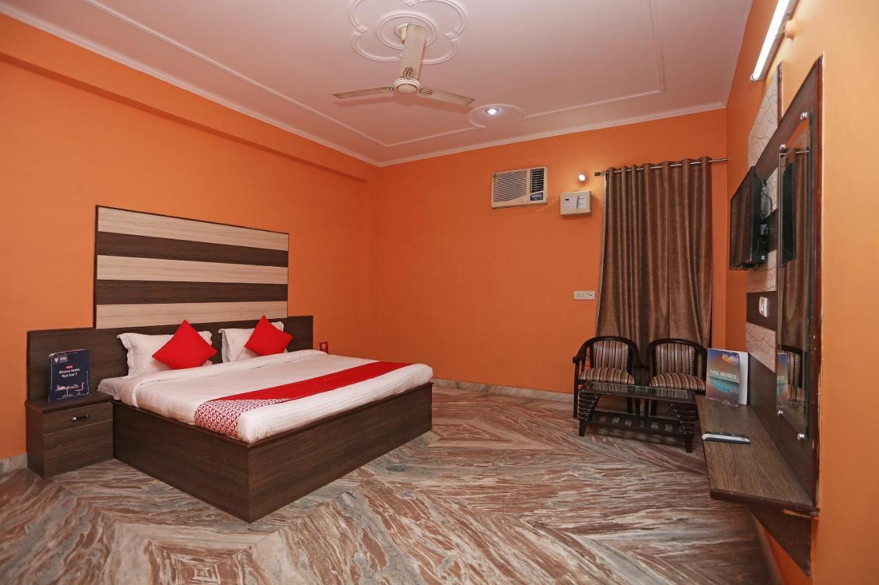 Oyo Hotel Krishna Greens Mathura Dış mekan fotoğraf